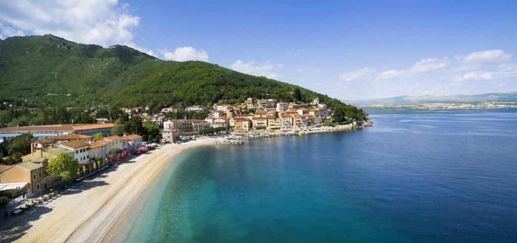 Holiday Home Ivana Pasjak Екстер'єр фото