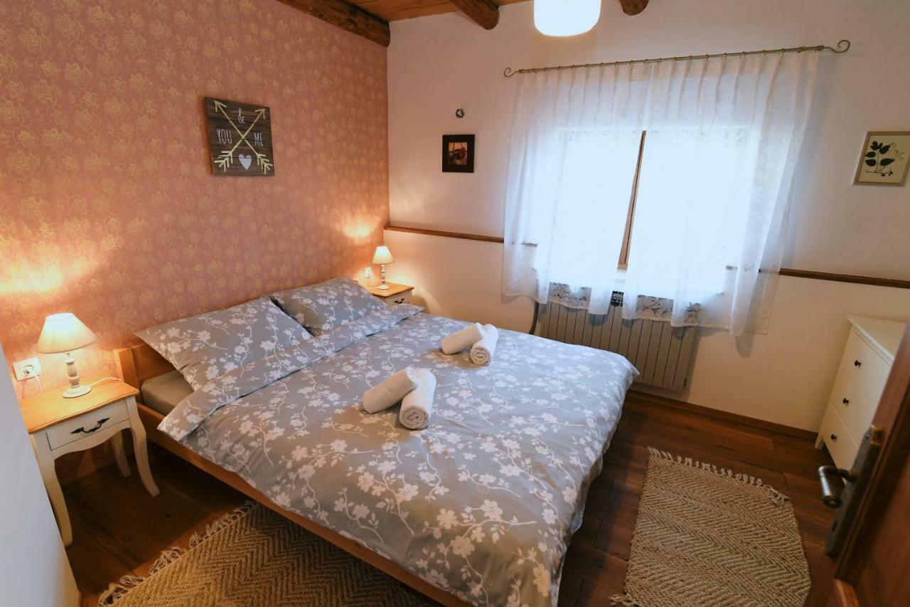Holiday Home Ivana Pasjak Екстер'єр фото
