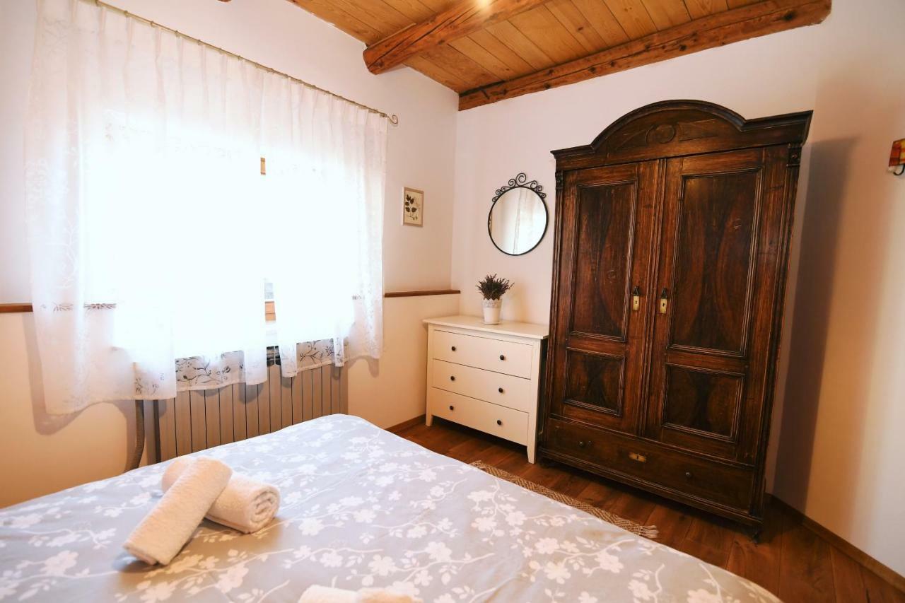 Holiday Home Ivana Pasjak Екстер'єр фото